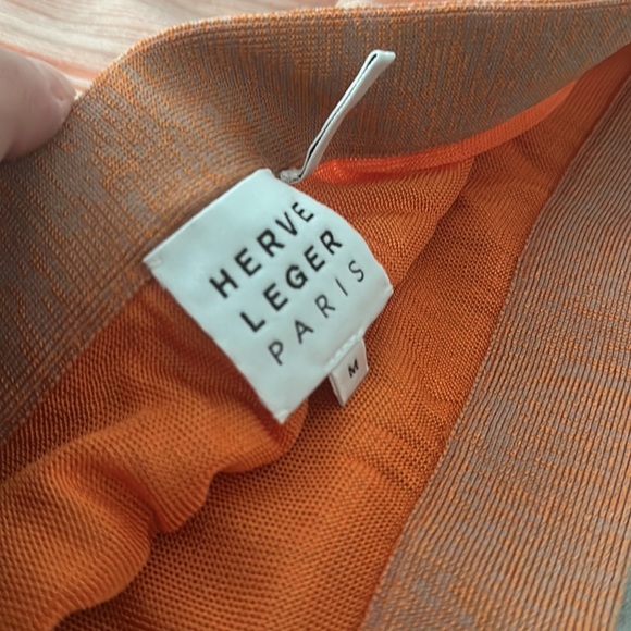 Herve Leger 2 piece neutrals overlay set - Picture 3 of 4